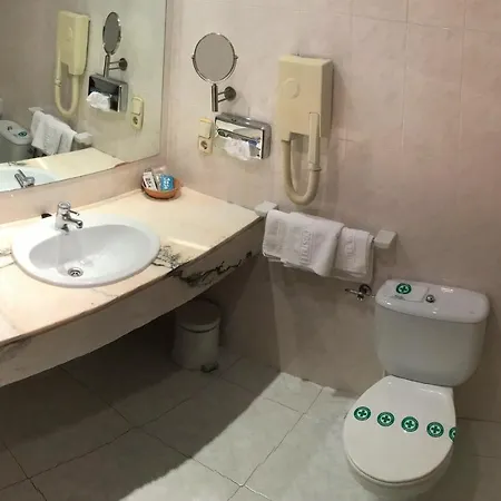 록 델 카스텔 호텔 카닐료